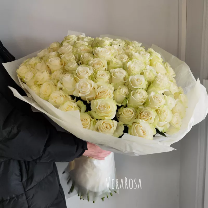 Букет из 101 белой розы 1