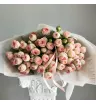 Монобукет из 15 пионовидных кустовых роз  2