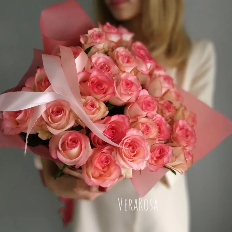 Монобукет из 29 роз VeraRosa pink  1