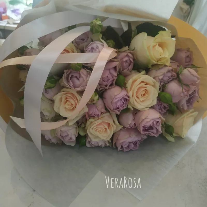 Монобукет цветов «VeraRosa mix» 2