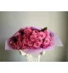 Букет с 25 розовыми розами «Лиловый цвет» 2